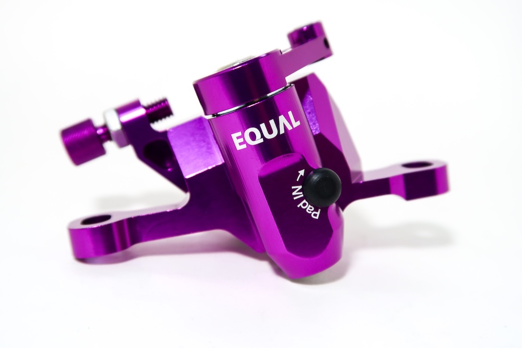 EQUAL機械式ディスクブレーキキャリパー ポストマウント パープル